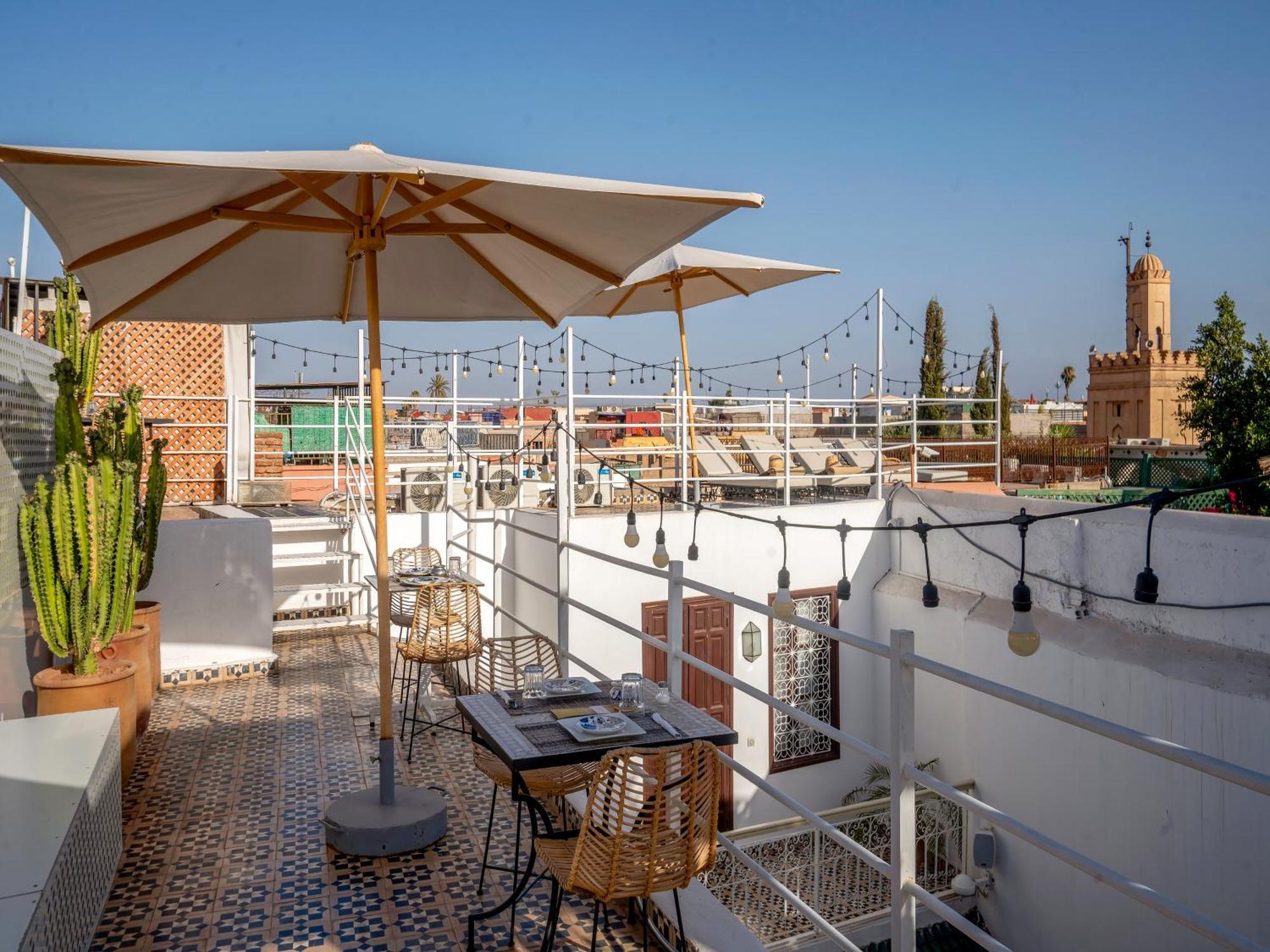 Riad Tzizwit Boutique Hotel & Spa マラケシュ エクステリア 写真