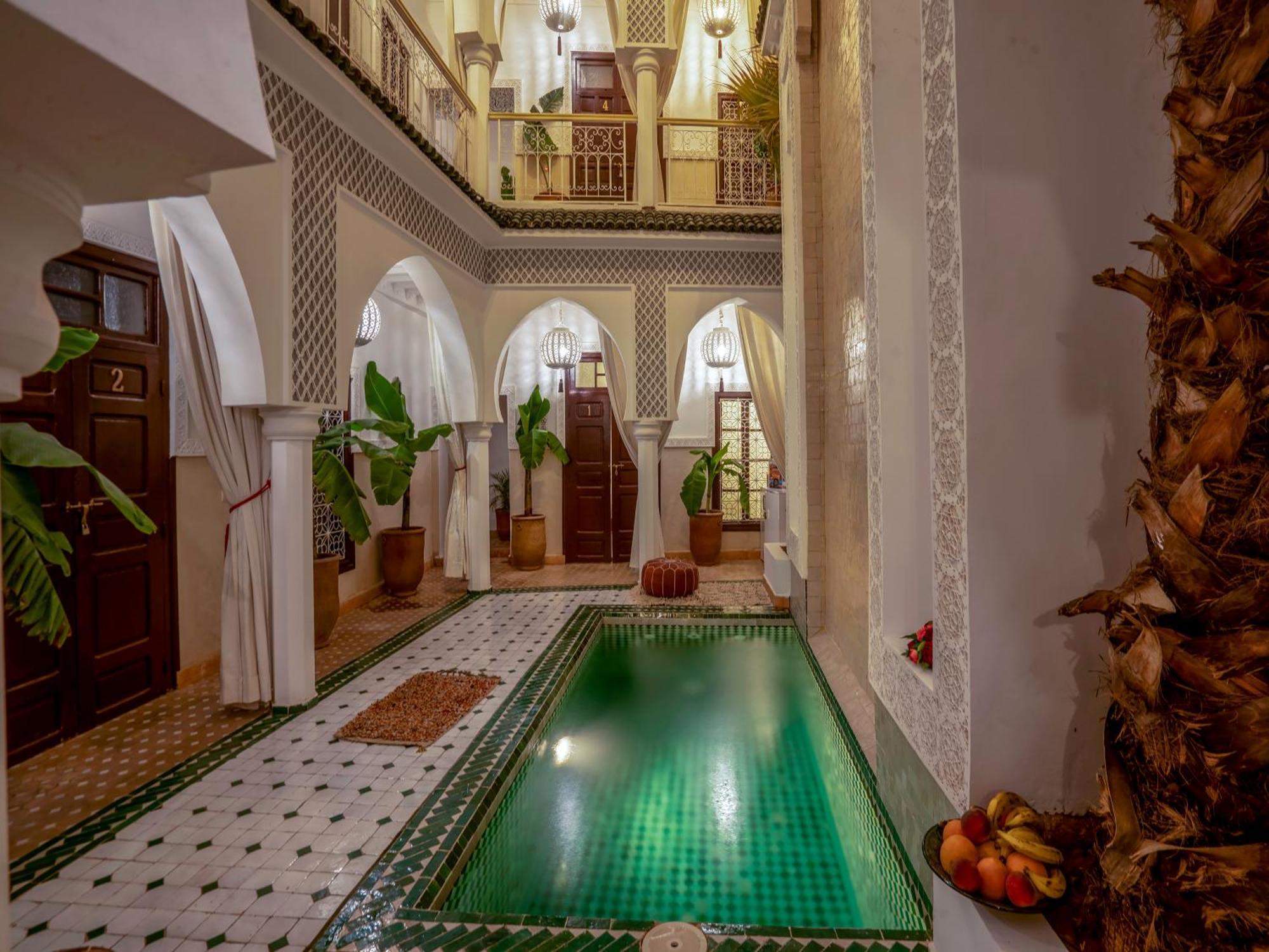 Riad Tzizwit Boutique Hotel & Spa マラケシュ エクステリア 写真