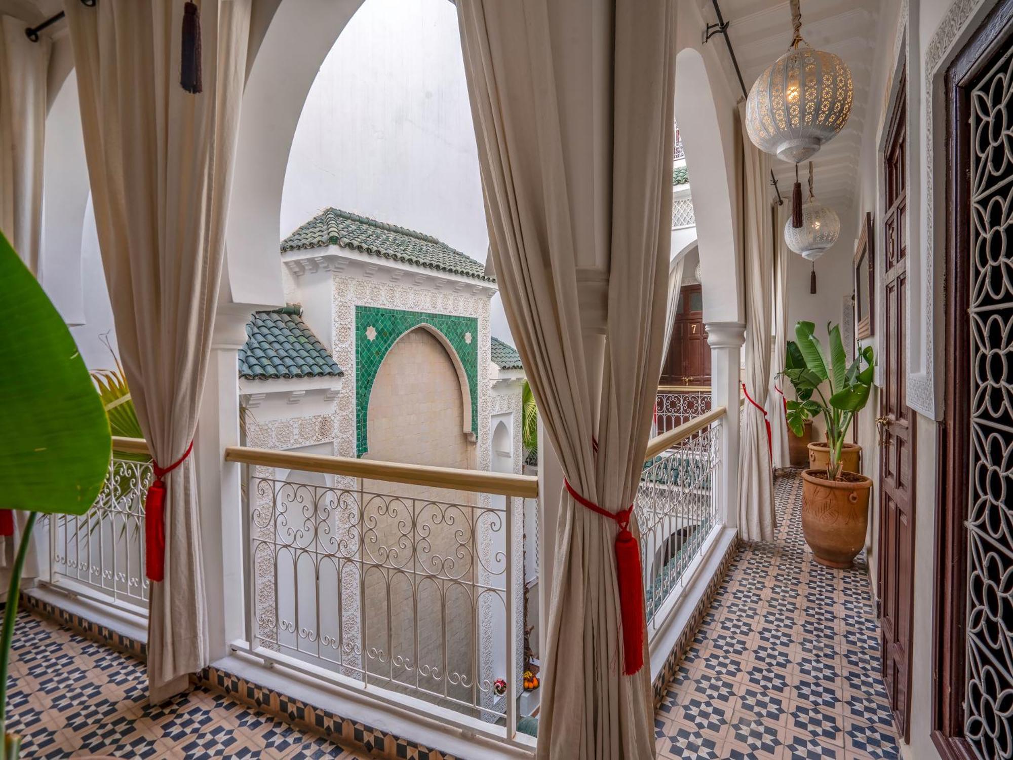 Riad Tzizwit Boutique Hotel & Spa マラケシュ エクステリア 写真