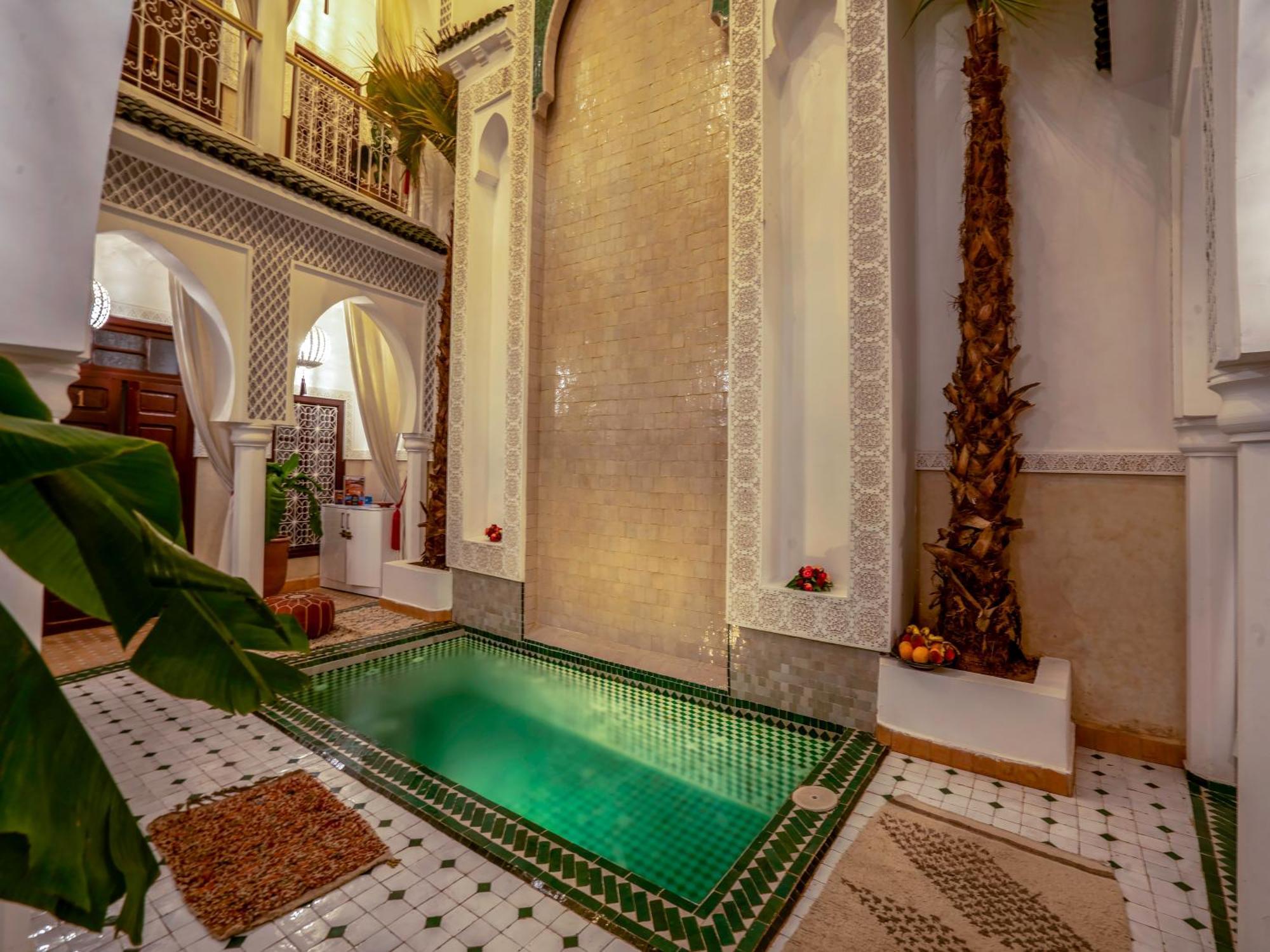Riad Tzizwit Boutique Hotel & Spa マラケシュ エクステリア 写真